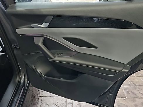 New 2026 Volkswagen Tiguan SE R-Line image 14