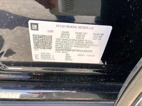 Used 2021 Buick Enclave Essence w/ Sport Touring Edition image 32