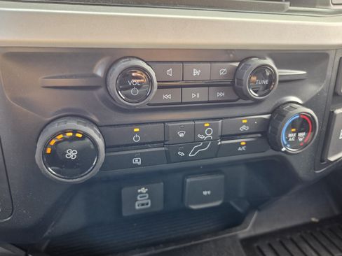Used 2024 Ford F250 XL w/ STX Appearance Package AWD/4WD image 26