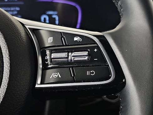 Used 2025 Kia Seltos S FWD image 17