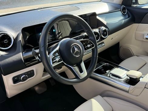 Used 2022 Mercedes-Benz GLA 250 image 2