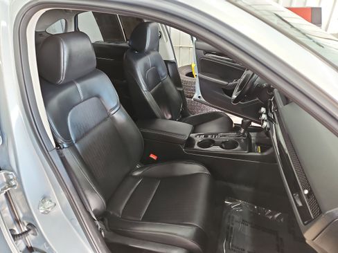 Used 2022 Honda Civic Touring image 10