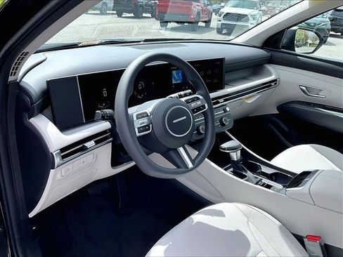 Used 2026 Hyundai Tucson SE AWD/4WD image 8