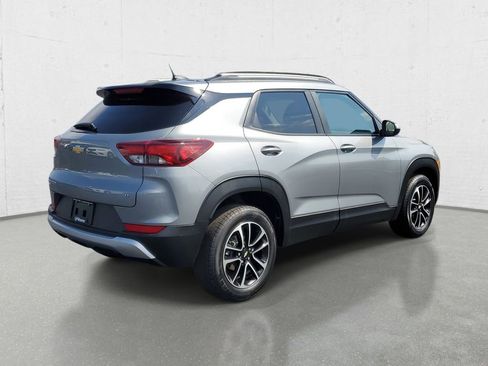 Used 2025 Chevrolet TrailBlazer LT image 7