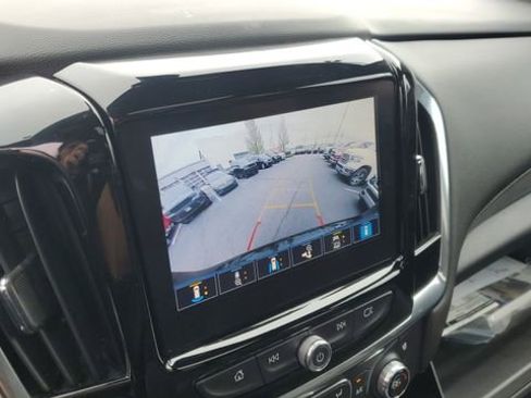Used 2023 Chevrolet Traverse High Country w/ LPO, Floor Liner Package AWD/4WD image 19