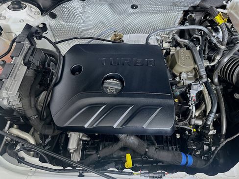 Used 2025 Buick Encore GX Preferred image 33