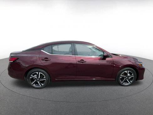 Used 2025 Nissan Sentra SV image 16