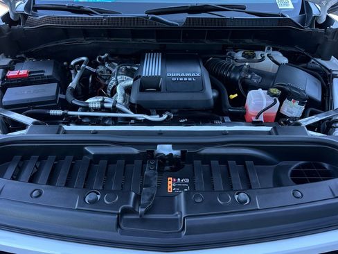 Used 2025 Chevrolet Silverado 1500 RST image 24