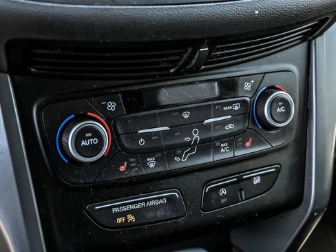 Used 2019 Ford Escape SE FWD image 24