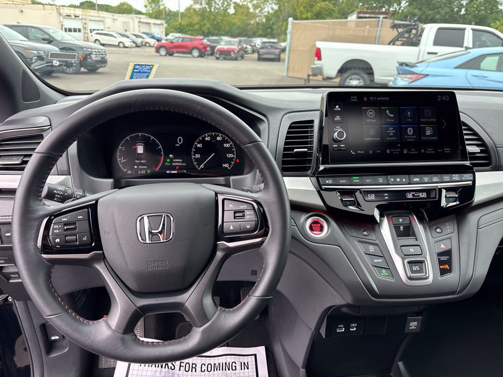 Used 2026 Honda Odyssey Sport-L image 14