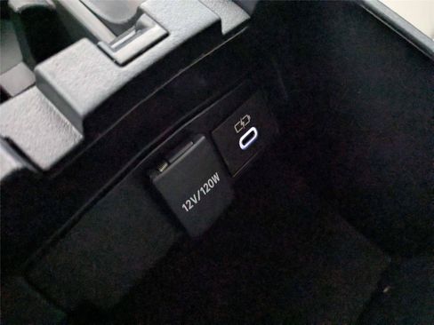 Certified 2023 Toyota Corolla Cross L FWD image 25