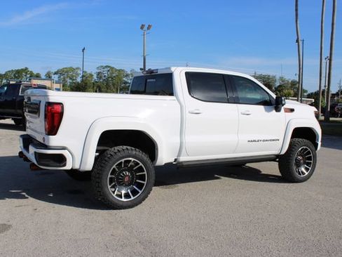 Used 2022 GMC Sierra 1500 AT4 w/ AT4 Premium Package AWD/4WD image 12