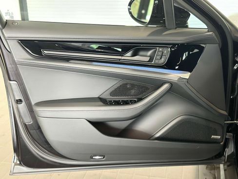 Certified 2025 Porsche Panamera 4 AWD/4WD image 16
