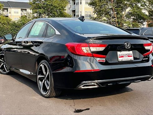 Used 2022 Honda Accord Sport image 11