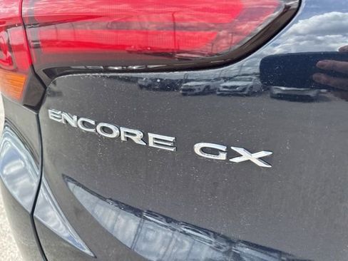 Used 2021 Buick Encore GX Preferred w/ Sport Touring Package image 5