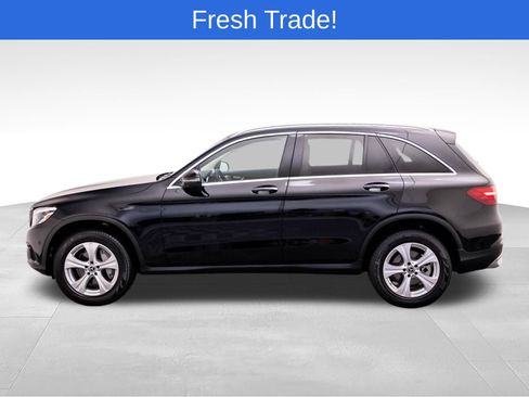 Used 2018 Mercedes-Benz GLC 300 4MATIC image 2