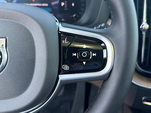 New 2026 Volvo XC60 B5 Plus w/ Climate Package image 27