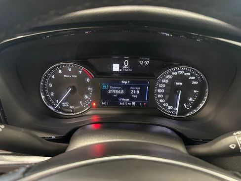 Used 2022 Cadillac XT5 Premium Luxury AWD/4WD image 11