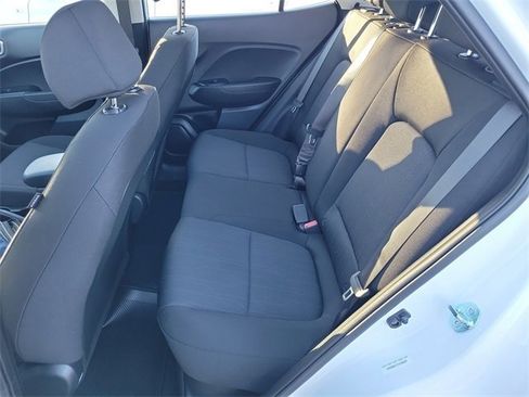 New 2026 Hyundai Venue SE image 19