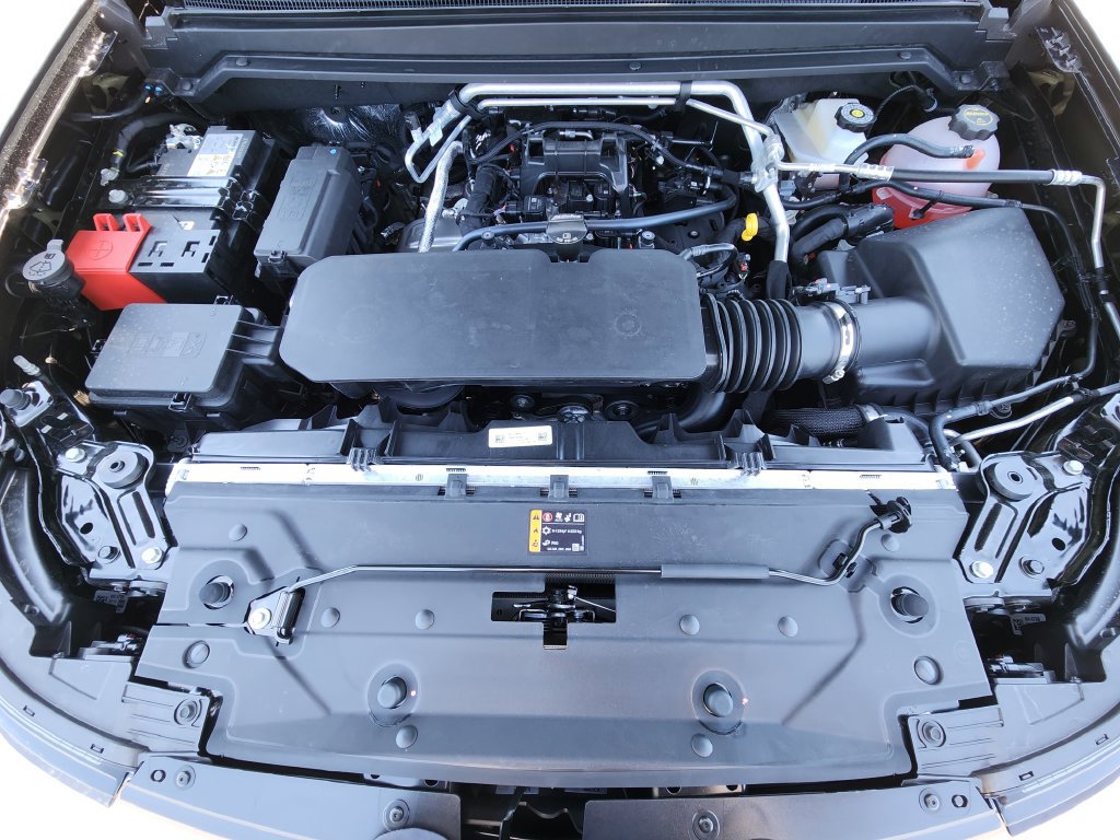 New 2026 Chevrolet Colorado LT w/ LT Convenience Package AWD/4WD image 22