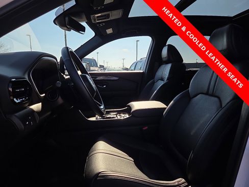 Used 2025 Honda Pilot Black Edition image 17