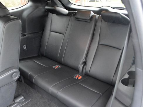 Used 2023 Toyota Highlander XSE image 15