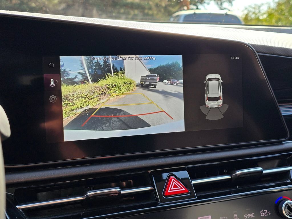 Certified 2023 Kia Niro Wind w/ Wind Preserve Package FWD image 19