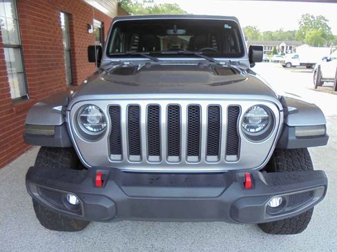 Used 2018 Jeep Wrangler Unlimited Rubicon image 3