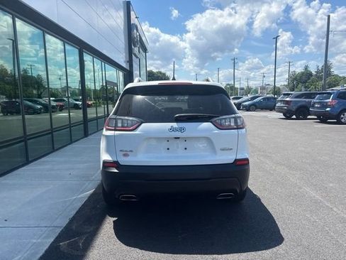 Used 2021 Jeep Cherokee Latitude Lux AWD/4WD image 4