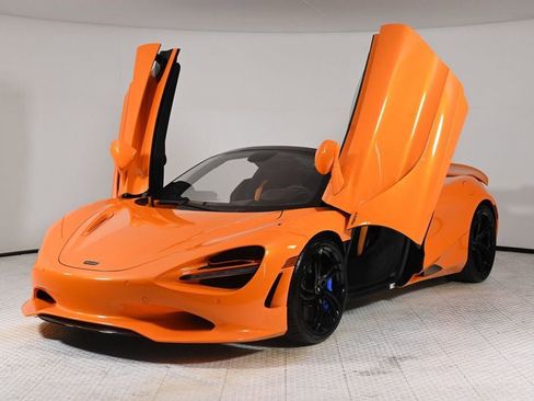 Used 2026 McLaren 750S Spider image 22