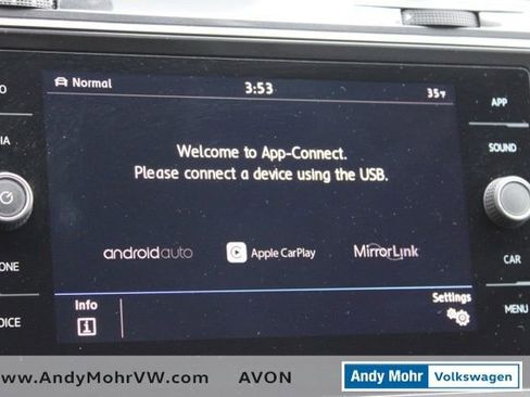 Used 2019 Volkswagen Tiguan SE image 38