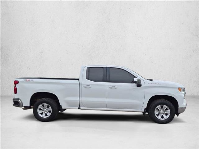 Used 2023 Chevrolet Silverado 1500 LT w/ Protection Package AWD/4WD image 4