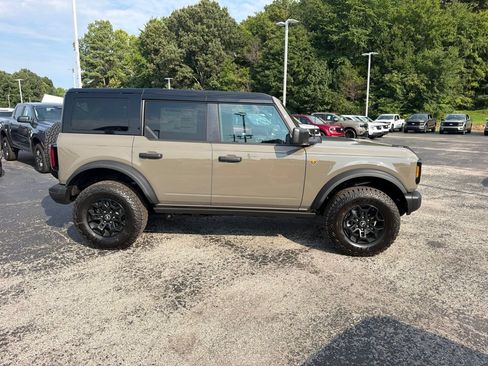 New 2026 Ford Bronco Badlands AWD/4WD image 2