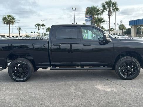 New 2026 RAM 2500 Tradesman AWD/4WD image 7