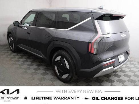 New 2026 Kia EV9 Light RWD image 7