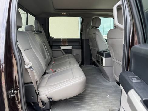 Used 2019 Ford F150 Lariat w/ Equipment Group 502A Luxury AWD/4WD image 19