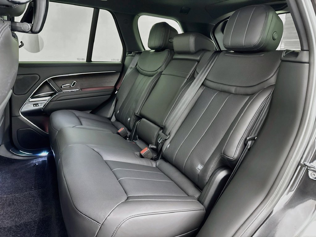 New 2027 Land Rover Range Rover SE AWD/4WD image 25