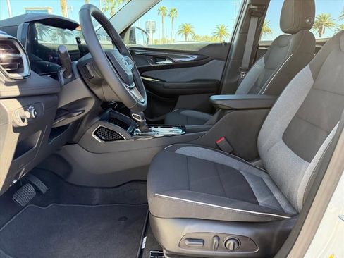 New 2026 Chevrolet TrailBlazer LT w/ Convenience Package FWD image 5
