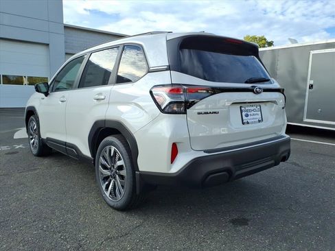 New 2025 Subaru Forester Touring image 14