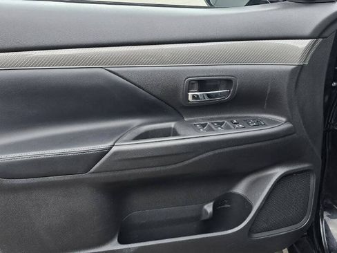 Used 2020 Mitsubishi Outlander SEL AWD/4WD image 11