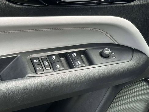Used 2022 Jeep Compass Limited w/ Sun and Sound Group AWD/4WD image 16