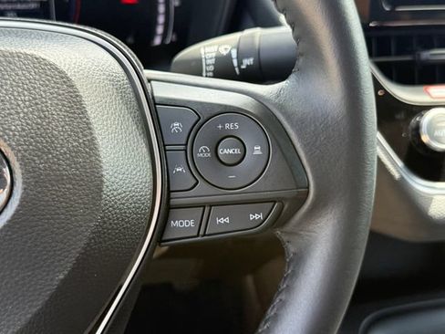 Used 2026 Toyota Corolla SE FWD image 16