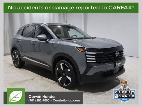 Used 2025 Nissan Kicks SR image 1