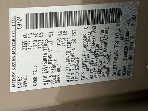 Used 2025 Nissan Rogue SV AWD/4WD image 68