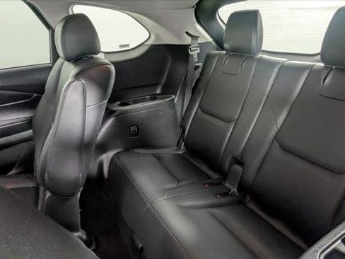 Used 2023 MAZDA CX-9 Touring image 19