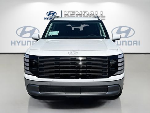 New 2026 Hyundai Palisade FWD Hybrid image 2