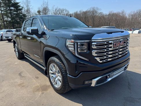 Used 2024 GMC Sierra 1500 Denali AWD/4WD image 7