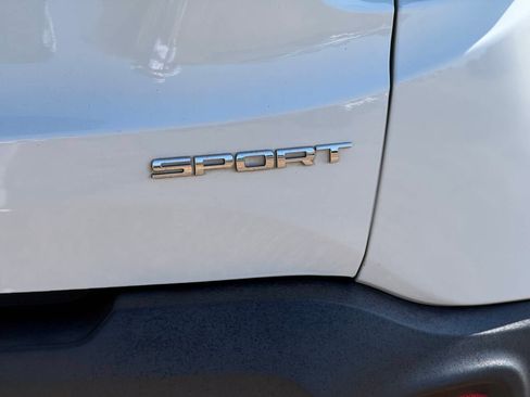 Used 2020 Jeep Renegade Sport image 32