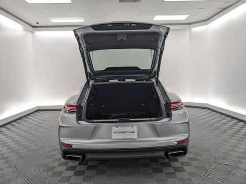 Certified 2025 Porsche Panamera image 22