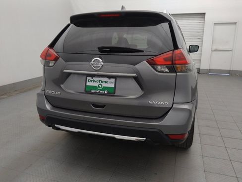 Used 2018 Nissan Rogue SV AWD/4WD image 7
